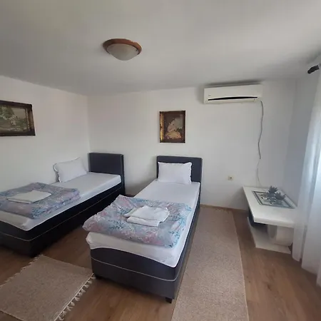 Ruza דירה